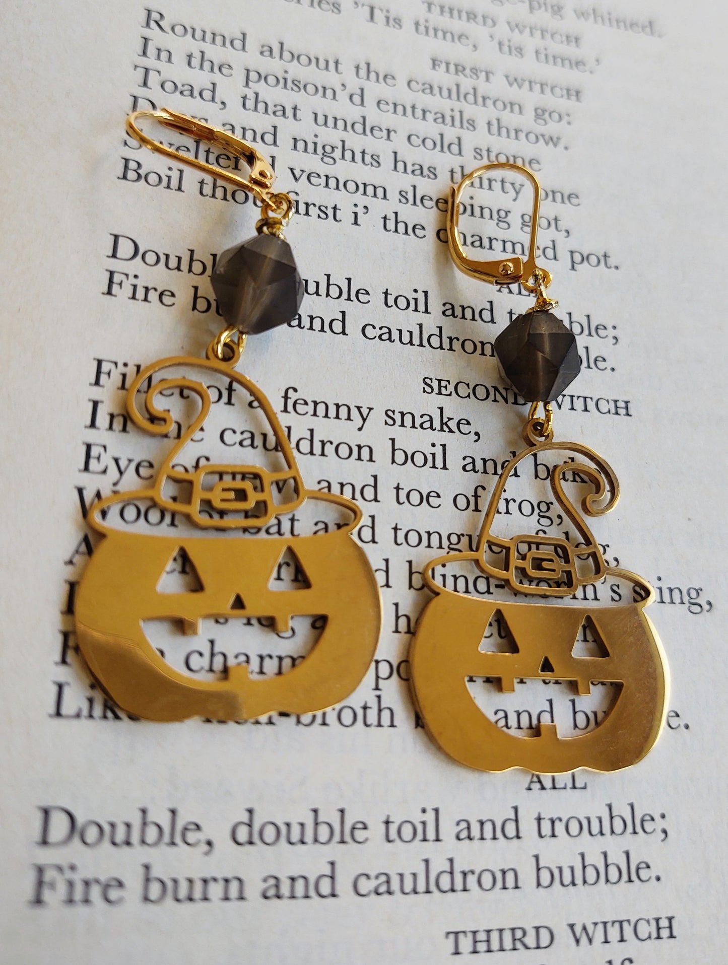 It's the Great Pumpkin {earrings}