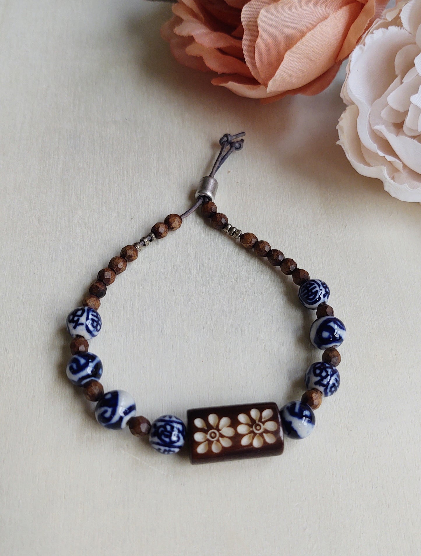 Blue Willow {bracelet}