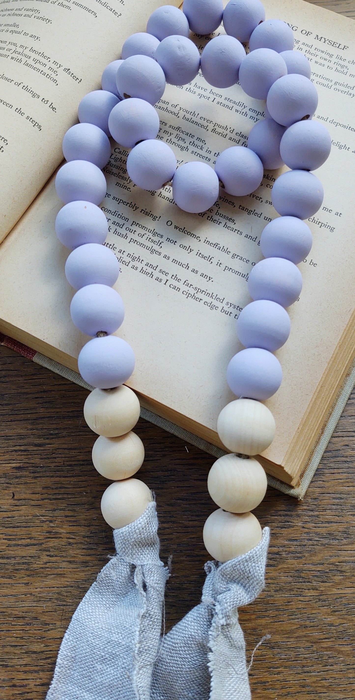 {Lilac} Beaded Garland
