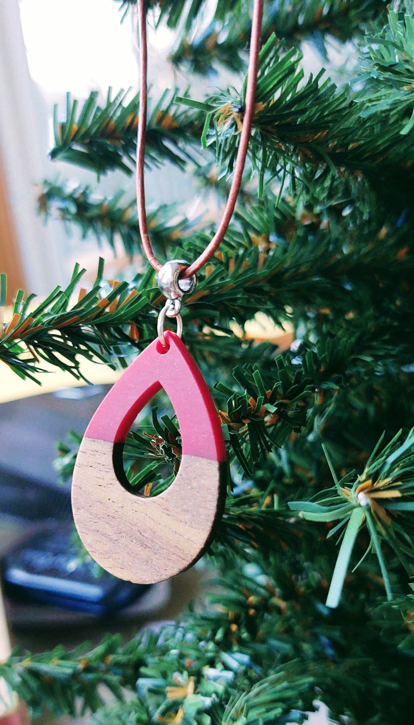 Red and Wood teardrop necklace